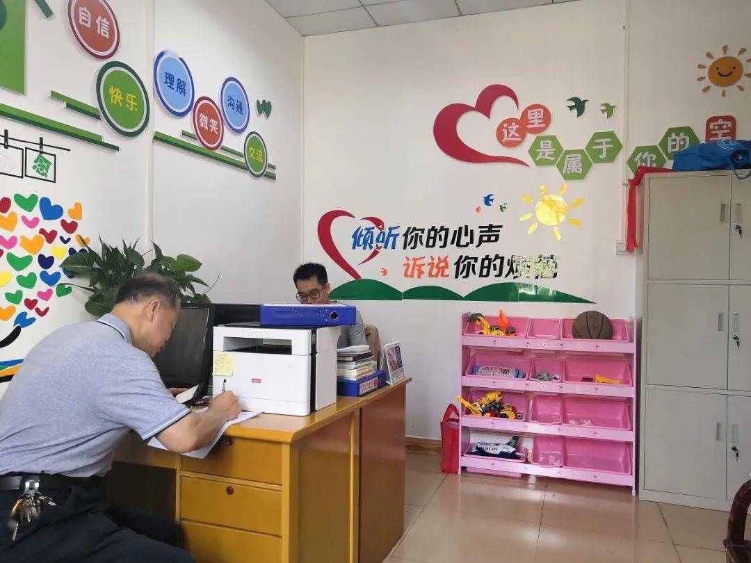 云浮市63個(gè)鎮(zhèn)（街）社會(huì)心理咨詢服務(wù)站全面啟用，構(gòu)筑心靈健康防線